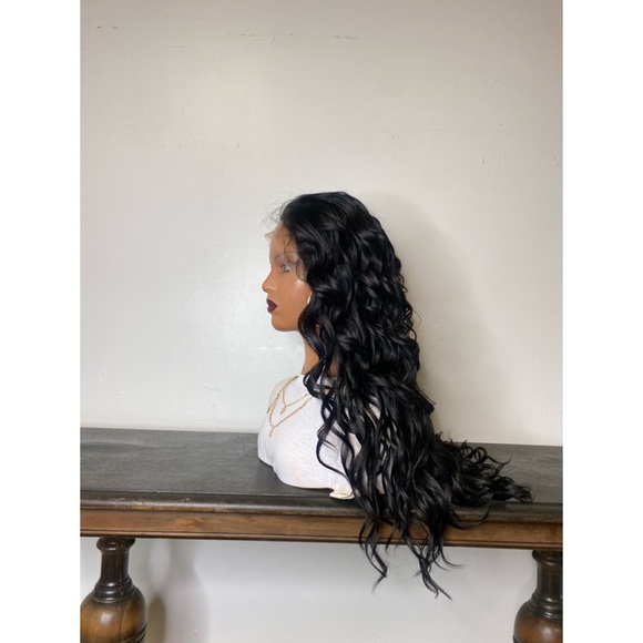 8. JEWEL | 13 X 6 BLACK DEEP WAVE FREE PART LACE FRONT WIG - Picture 2 of 5
